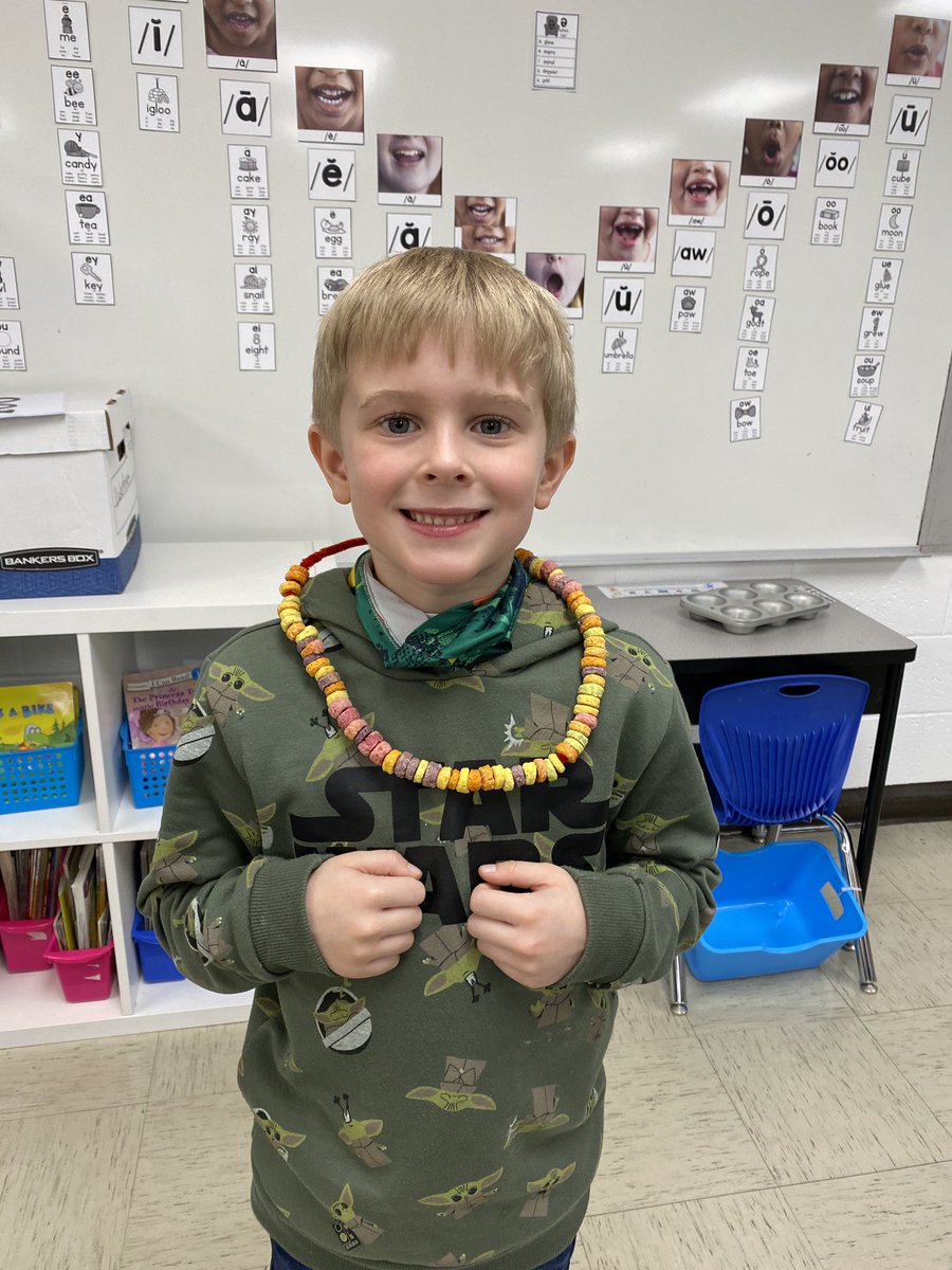 Our grade 1s celebrate 100 days.