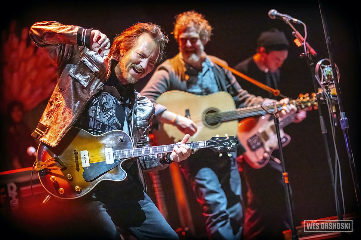 MAGNET Magazine (@magnetmagazine) on Twitter photo <a href="/eddievedder/">Eddie Vedder</a> kicked off US tour concluding this week w/ Seattle, LA & San Diego shows. #EddieVedder rocked <a href="/NJPAC/">New Jersey Performing Arts Center</a>, playing most of solo LP “Earthling,” few <a href="/PearlJam/">Pearl Jam</a> songs & handful of covers. MAGNET photog <a href="/wesorshoski/">Wes Orshoski</a> was there & digging the evolution: magnetmagazine.com/2022/02/21/inv… <a href="/eddievedder/">Eddie Vedder</a> kicked off US tour concluding this week w/ Seattle, LA & San Diego shows. #EddieVedder rocked <a href="/NJPAC/">New Jersey Performing Arts Center</a>, playing most of solo LP “Earthling,” few <a href="/PearlJam/">Pearl Jam</a> songs & handful of covers. MAGNET photog <a href="/wesorshoski/">Wes Orshoski</a> was there & digging the evolution: magnetmagazine.com/2022/02/21/inv…