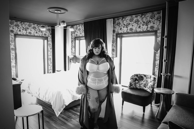 Throwback to one of my fav hotel rooms ever. https://t.co/Wdvg8rSzdS<a href="/tag/bbw"class="tags"><span>#bbw</span></a><a href="/tag/onlyfansgirl"class="tags"><span>#onlyfansgirl</span></a><a href="/tag/onlyfanspromo"class="tags"><span>#onlyfanspromo</span></a>