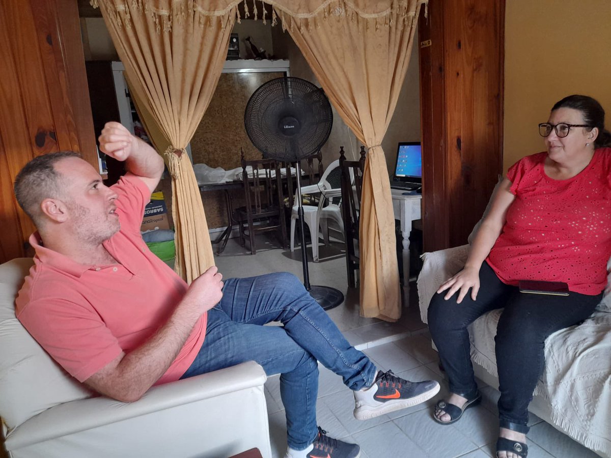 Hoy visité en su casa a Laura, quien me contó de su servicio de eventos que tiene hace más de 20 años. 
Gracias Laura por una muy linda charla!
#Nogoyá