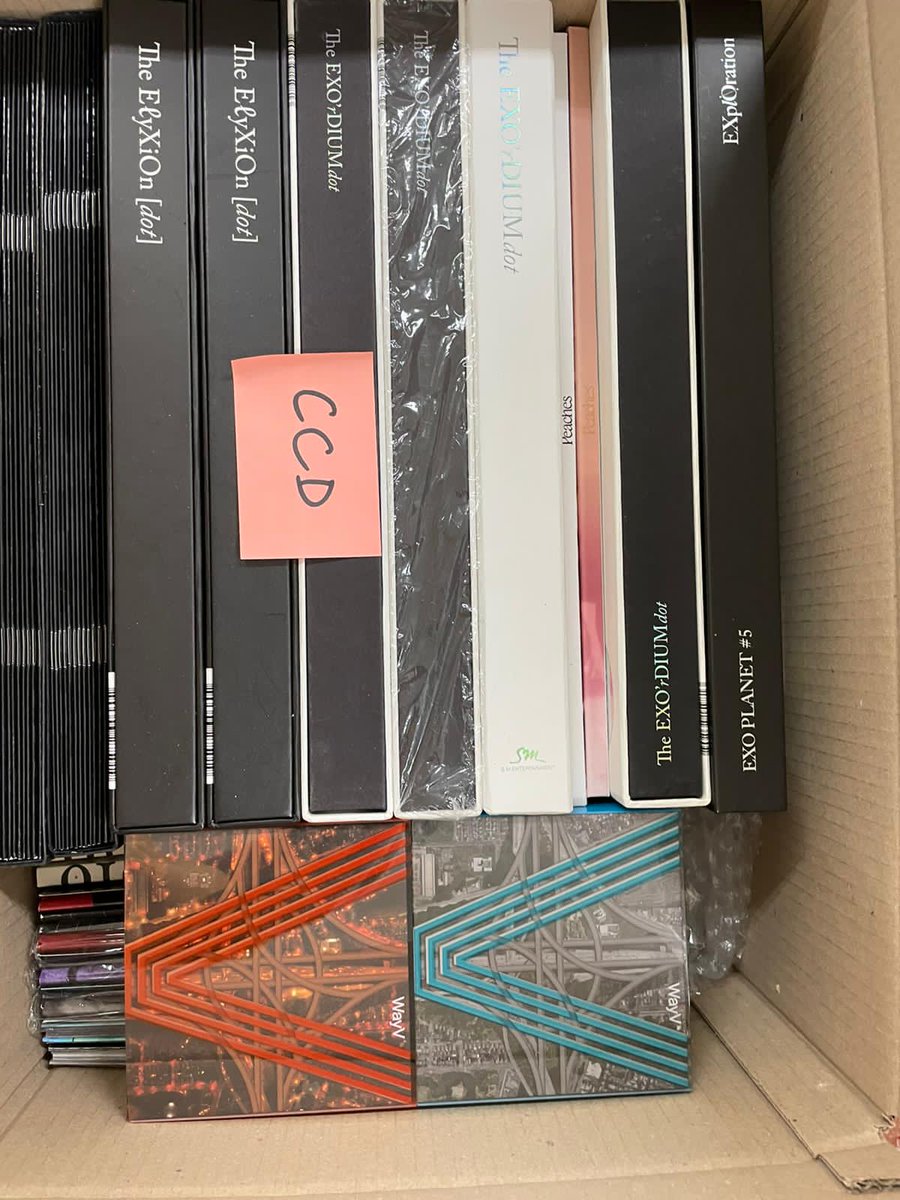 CCDebilShop's tweet photo. CCD BOX UPDATE!!!!!
BOX #34
PICK-UP DATE : FEB. 16, 2022
ETD : FEB. 23, 2022
ETA : APRIL 13, 2022
BOX # : 1 JUMBO BOX
Maraming salamat po CCs for your continuous pagpapabudol sa CCD.
#CCDShop_Update https://t.co/WHSQoCsYI0