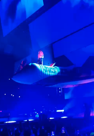 bieberspics's tweet photo. #JusticeWorldTour https://t.co/dJ4Dq8sRRY