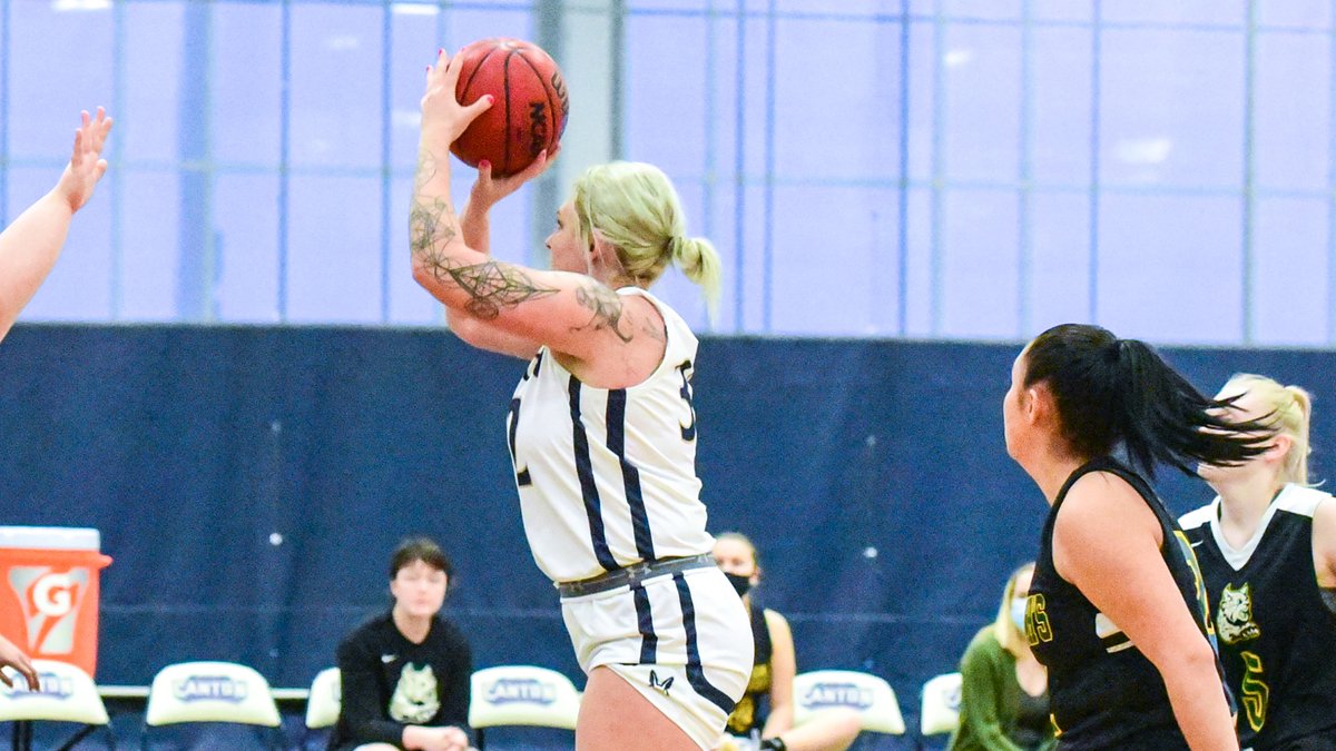 rooathletics's tweet photo. WBB 🏀 | Borth’s Game-Winning Three at the Buzzer Lifts Roos Past Cobleskill, 55-53 in NAC Quarterfinal

STORY: https://t.co/erFqTqgo0n https://t.co/0rtXVG4J96