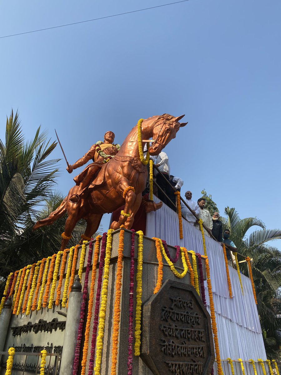 azamhub's tweet photo. Shivaji Jayanti with CEO Pune Cantonment board #shivajijayanti #shivajimaharajjayanti #ShivajiMaharaj #Chhatrapati Shivaji Maharaj https://t.co/c7vUikRDrd