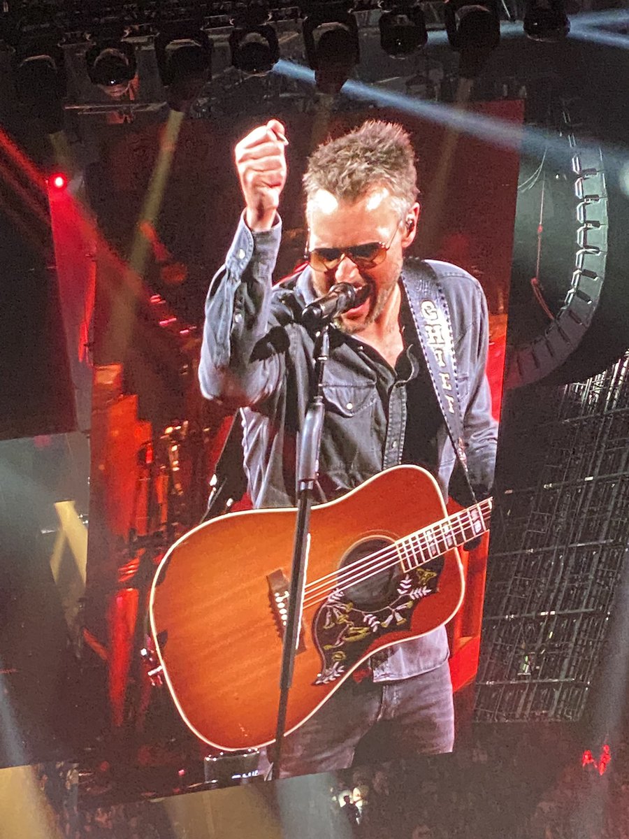 Lisa J. Shackelford tweet media