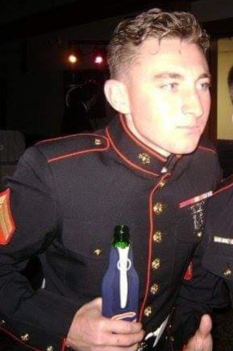 MikeLoesch's tweet photo. Most of you do not know or have ever heard of Kenny Steck.  He was a Warrior and fought as a US Marine.  He has defended the very freedom you and I enjoy.  Keep his family, fellow Marines &amp; friends in your prayer as they mourn his passing!  Semper Fi Marine!! #SuicidePrevention https://t.co/gDxi29v5Ld