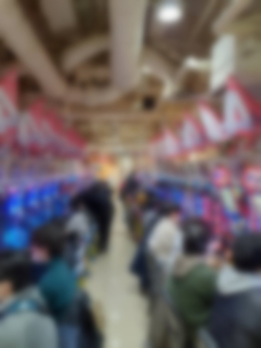 narumikeisuke's tweet image. ストくんいわく「別の台になってるのがいくつもある……」だそうです

あと、視力がおかしくなってなければ750玉しか使ってないはずなんだが上のカウンターが100届きました……

使用玉数間違えたかな……
#西梅田駅付近
#projectj