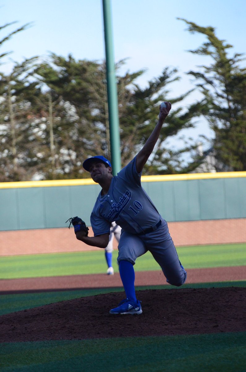 UCSB_Baseball's tweet photo. Gauchos defeat USF 5-2 in the season opener coming from behind in the late innings.
@TheGianniBloom game tying double in the 8th
Nick Vogt 2-run go ahead single in the 8th
Cory Lewis 4.2ip 10k 2r
Mike Gutierrez 4.1ip 5k 1h W (1-0) https://t.co/XHNh2Bo00q