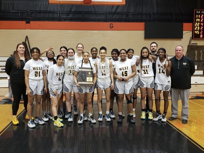 JolietWestAD's tweet photo. Regional Champs! #tigerpride https://t.co/Z1x5SHnq5y