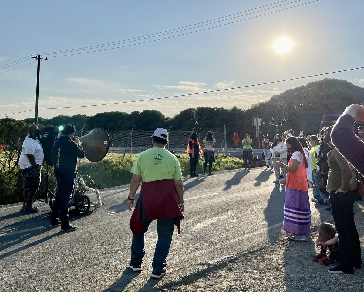 “This land is about more than growing food. It connects people and families that call Richmond home.” — Danny, speaker at todays event to 
save the @UrbanTilth community farm! #NoShade