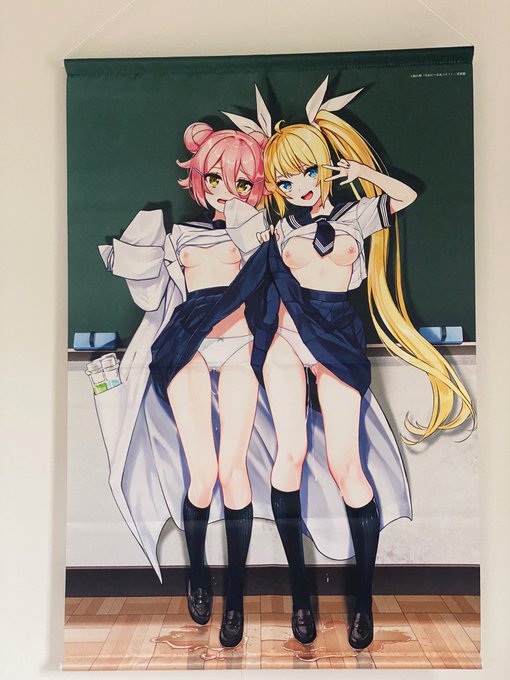 メロンブックスさんのタペ届きました! 印刷いい感じです! 