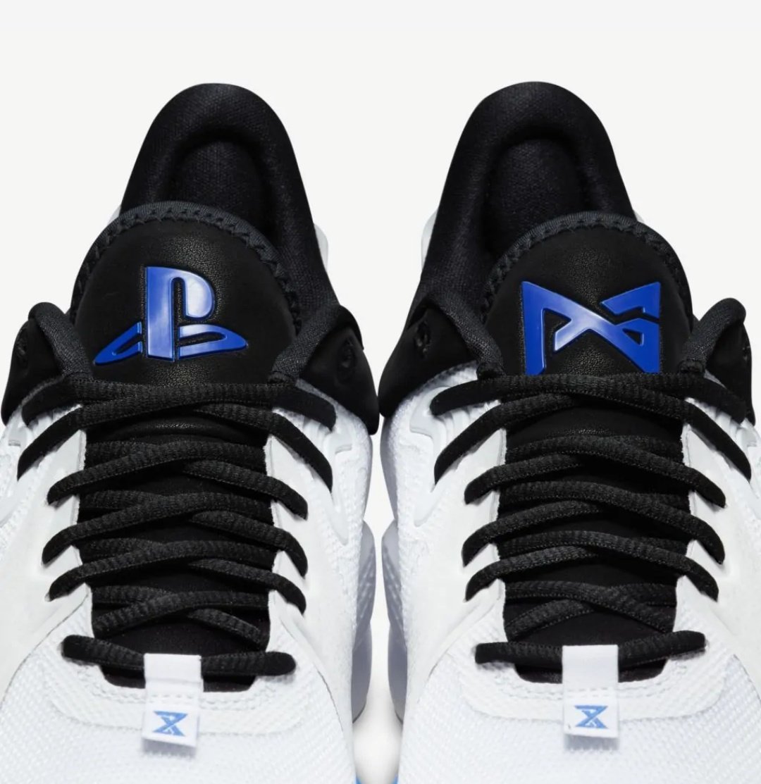 nike playstation 2022