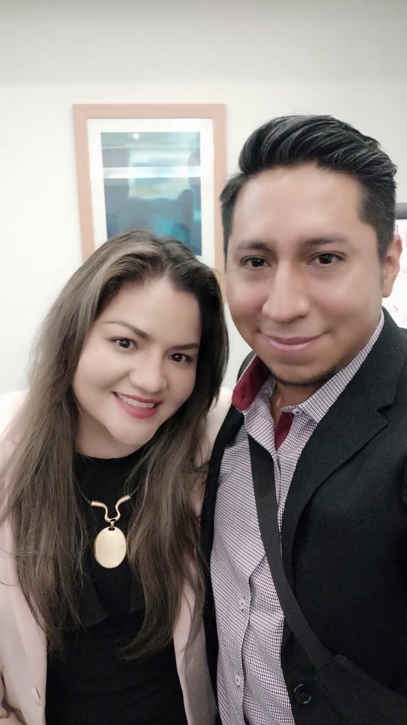 AureaSolutions's tweet photo. El día de hoy el Mtro. Rogelio Huerta nuestro Coach Organizacional, impartió el Curso “COMUNICACIÓN EFECTIVA EN LOS EQUIPOS” para gerentes y directores de una de nuestras más importantes empresas-clientes. En compañía de la Dra. Diana Pablo.
#comunicacion    #Empresas #Coach https://t.co/OLrSS7Jw5t