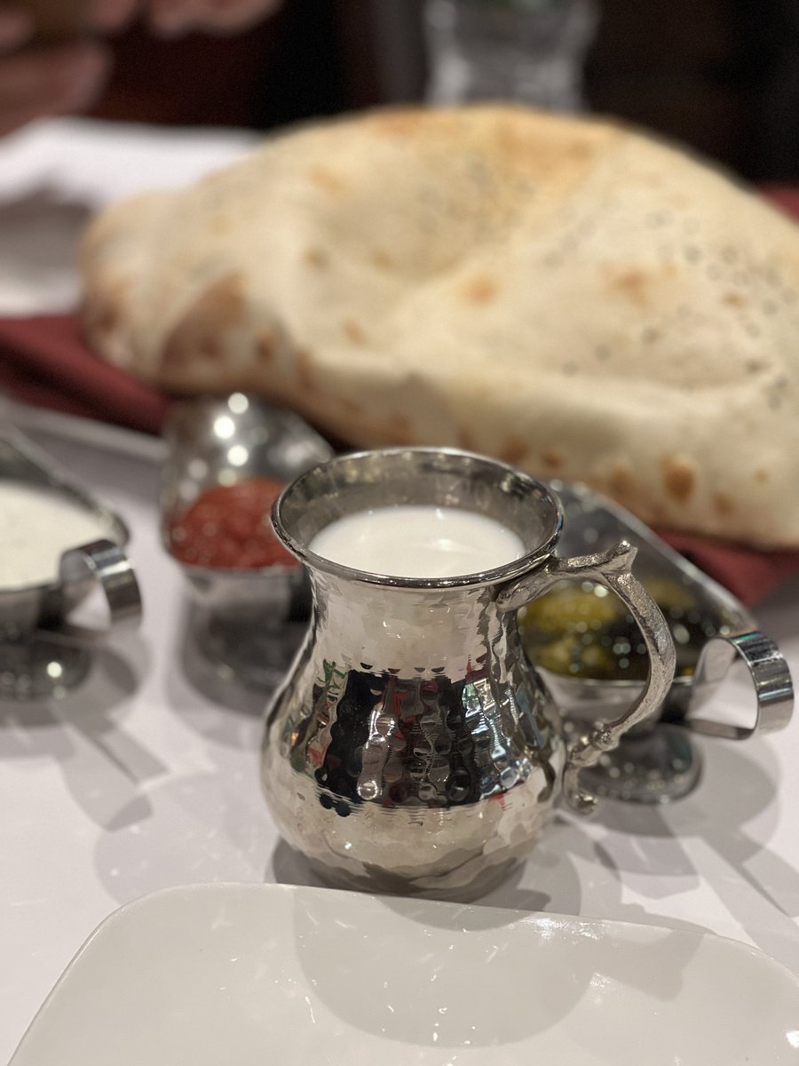 Sanyc107's tweet image. Turkish time to celebrate with my one and onlys♥️ 🧿 @Cceeceeeeee &amp;amp; @den5ag