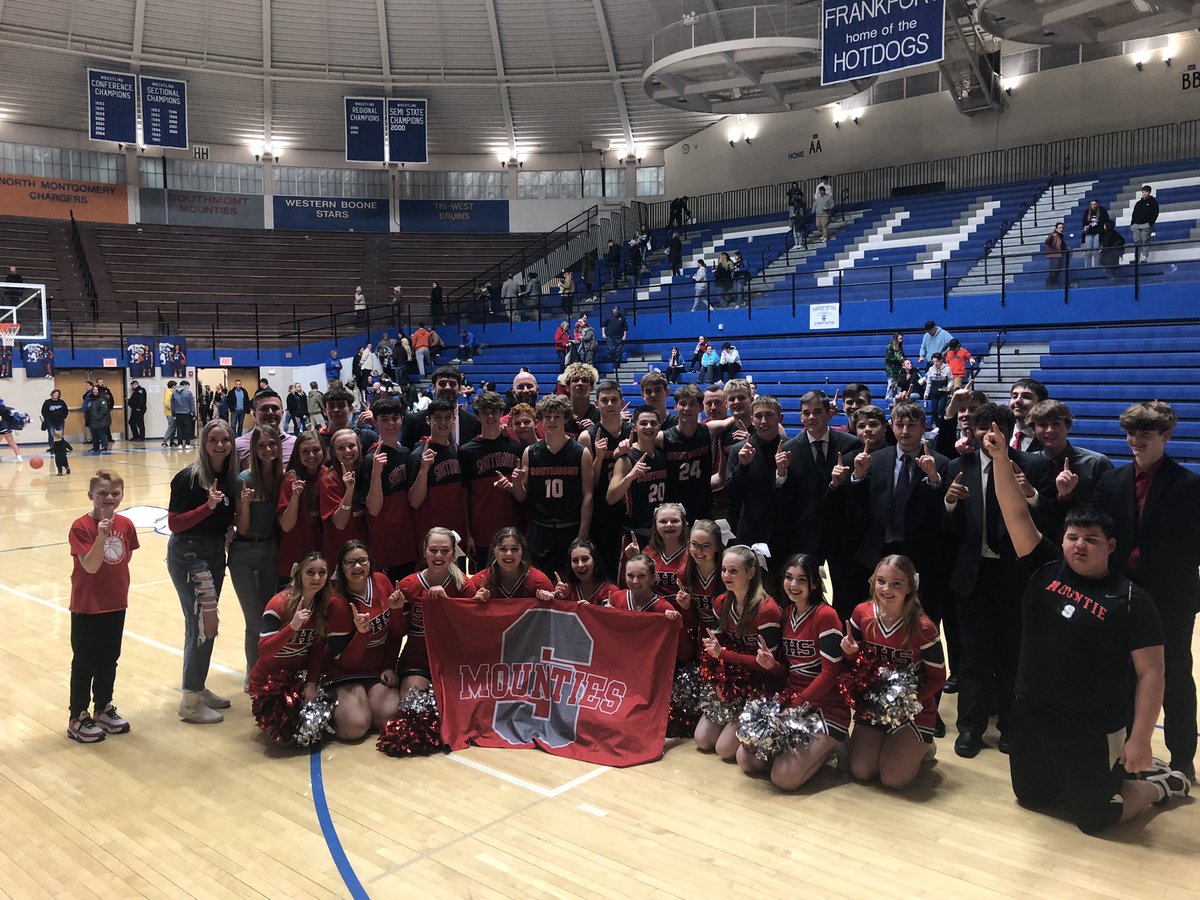 Mounties pulled out a nail biter tonight at Frankfort to win a share of the Sagamore Conference Championship. Great team effort with outstanding support from our Southmont faithful. Congratulations to all!! #ProudToBeAMountie