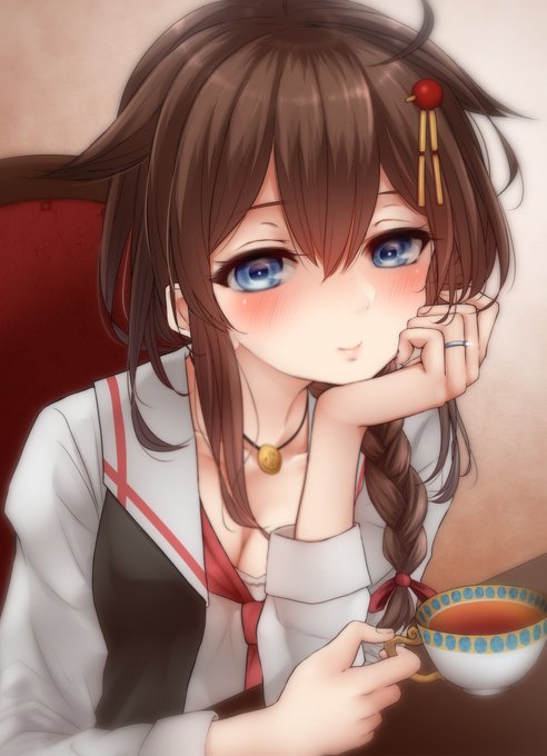 「休日の優雅なティータイム」

('ω') イタダキマース

('ω')☕ ズズ...

('ω') ・・・

('ᾥ') ウマイッ

#艦これ #時雨 