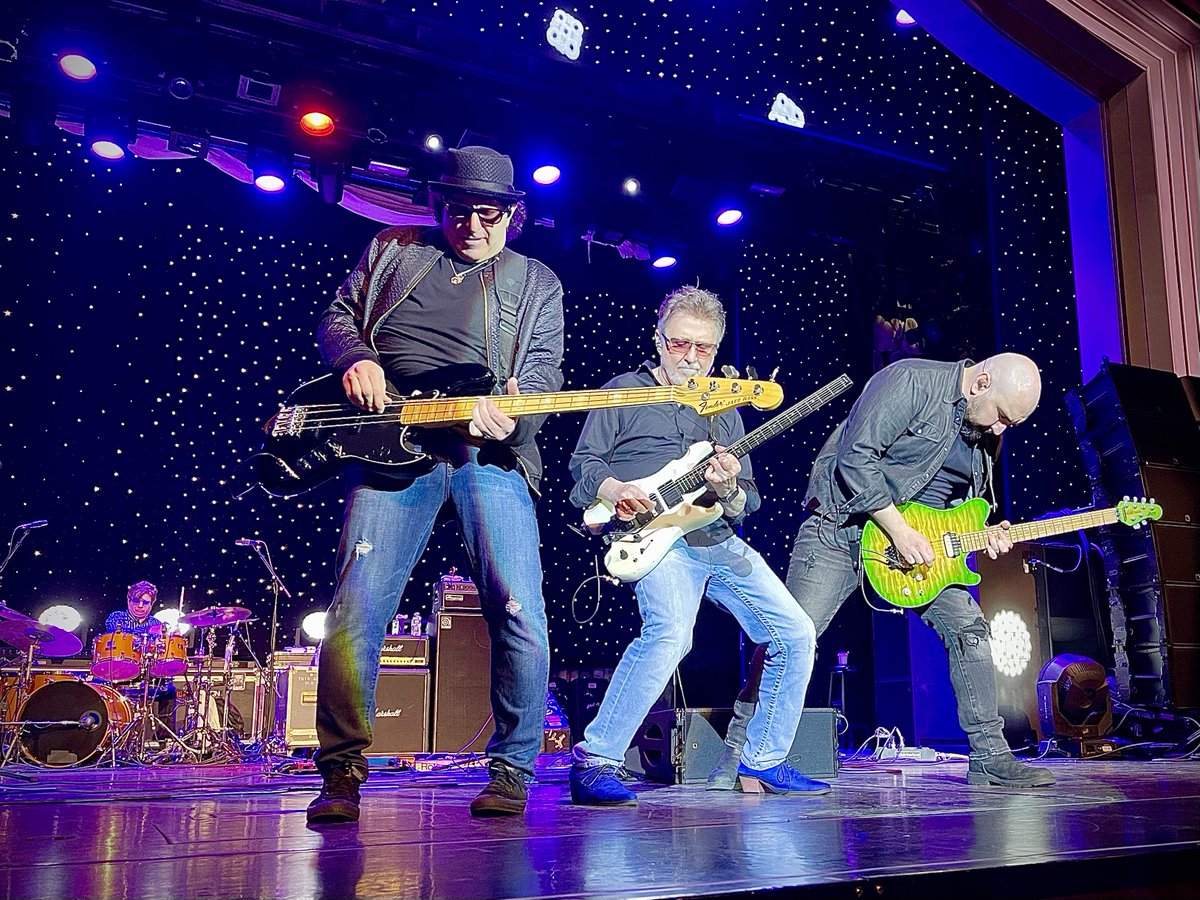 Some photos from the Rock Legends Cruise.
Photos by Sandy Dharma 
#blueoystercult #boc #rock #concerts #concertphotography #buckdharma #ericbloom #richiecastellano #dannymiranda #julesradino