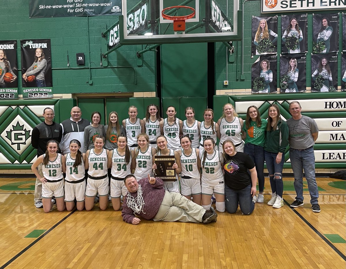 Congrats to ⁦<a href="/LadyLeafBball/">LadyLeafs Basketball</a>⁩ on their Regional Championship!