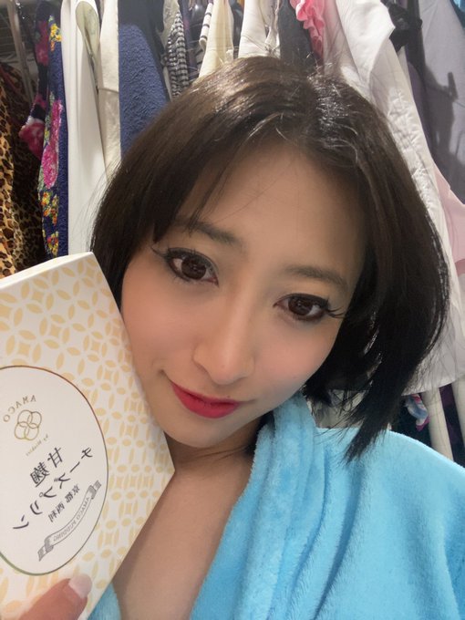 撮影会、会いにきてくれてぁりがとぅ❤️ マイペースに頑張ります！ #加瀬あゆむ https://t.co/oXUTp7njyN<a href="/tag/%E5%8A%A0%E7%80%AC%E3%81%82%E3%82%86%E3%82%80"class="tags">#加瀬あゆむ</a>