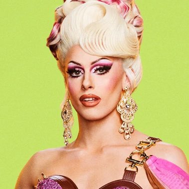 heymissakeria_'s tweet photo. 4 TRANS QUEENS YASSSS!!!! 😭😭 #DragRace https://t.co/DXntRF7iKK