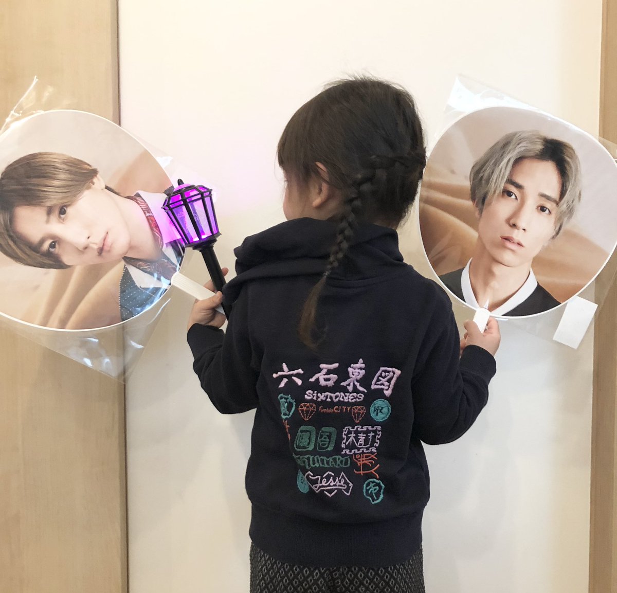 SixTONES パーカー