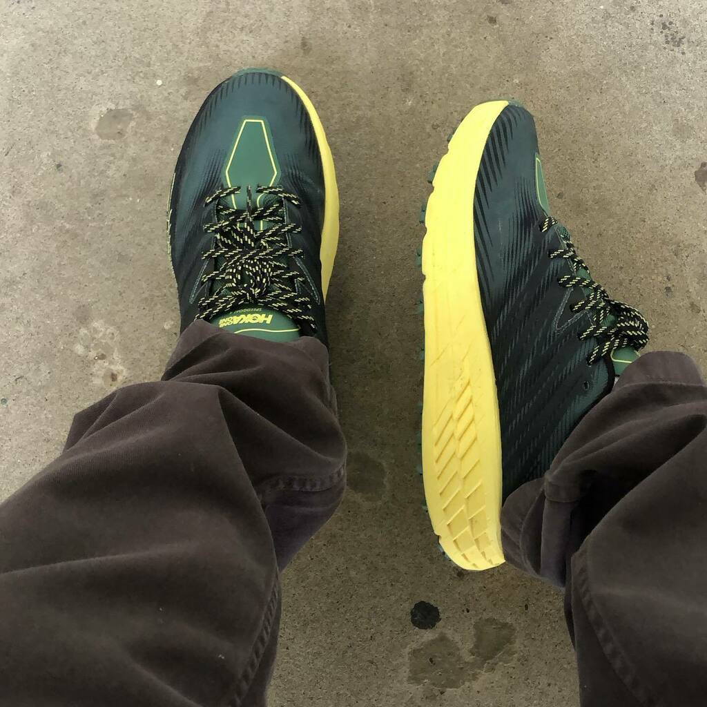 super_freak1234's tweet photo. 今日の靴撮り
#hokaoneone #speedgoat4 https://t.co/AqHSbLGqh4 https://t.co/rWTbLsTKJn