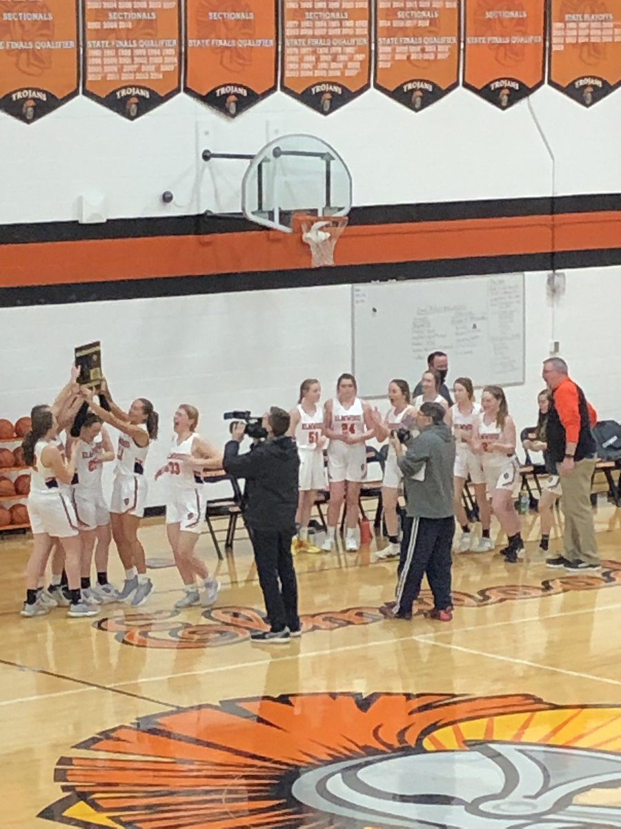 TrojanGBBallEHS's tweet photo. Well deserved ladies. Very proud of this team! https://t.co/zlLY5LBji5