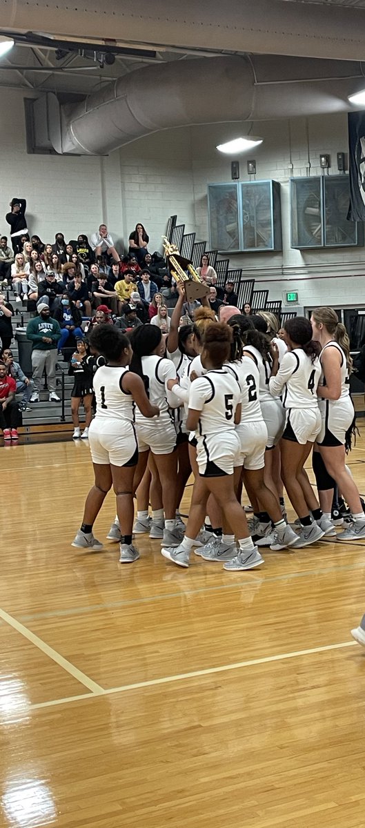 Hoco Lady Bears Basketball tweet media