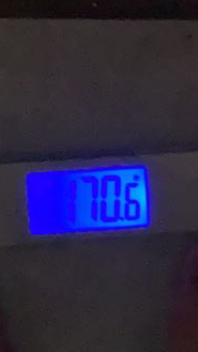 emo_fr34k's tweet photo. just shat 3 pounds 😍😍 https://t.co/OXYKF9CGe5