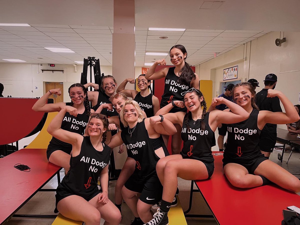 cadencesarni's tweet photo. all dodge no balls always looks better #dodgeballforcharity @Edison_HS https://t.co/MnOPERmxHH