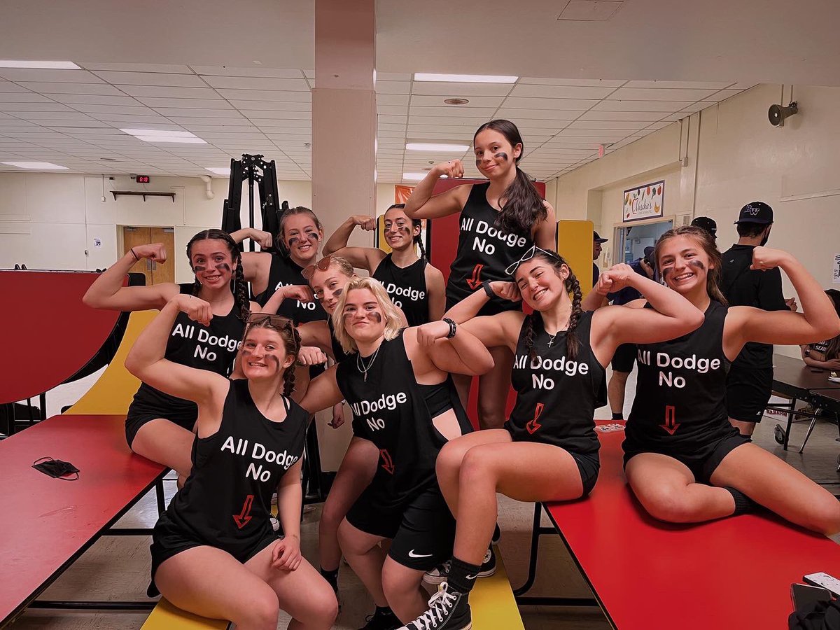 cadencesarni's tweet photo. all dodge no balls always looks better #dodgeballforcharity @Edison_HS https://t.co/MnOPERmxHH