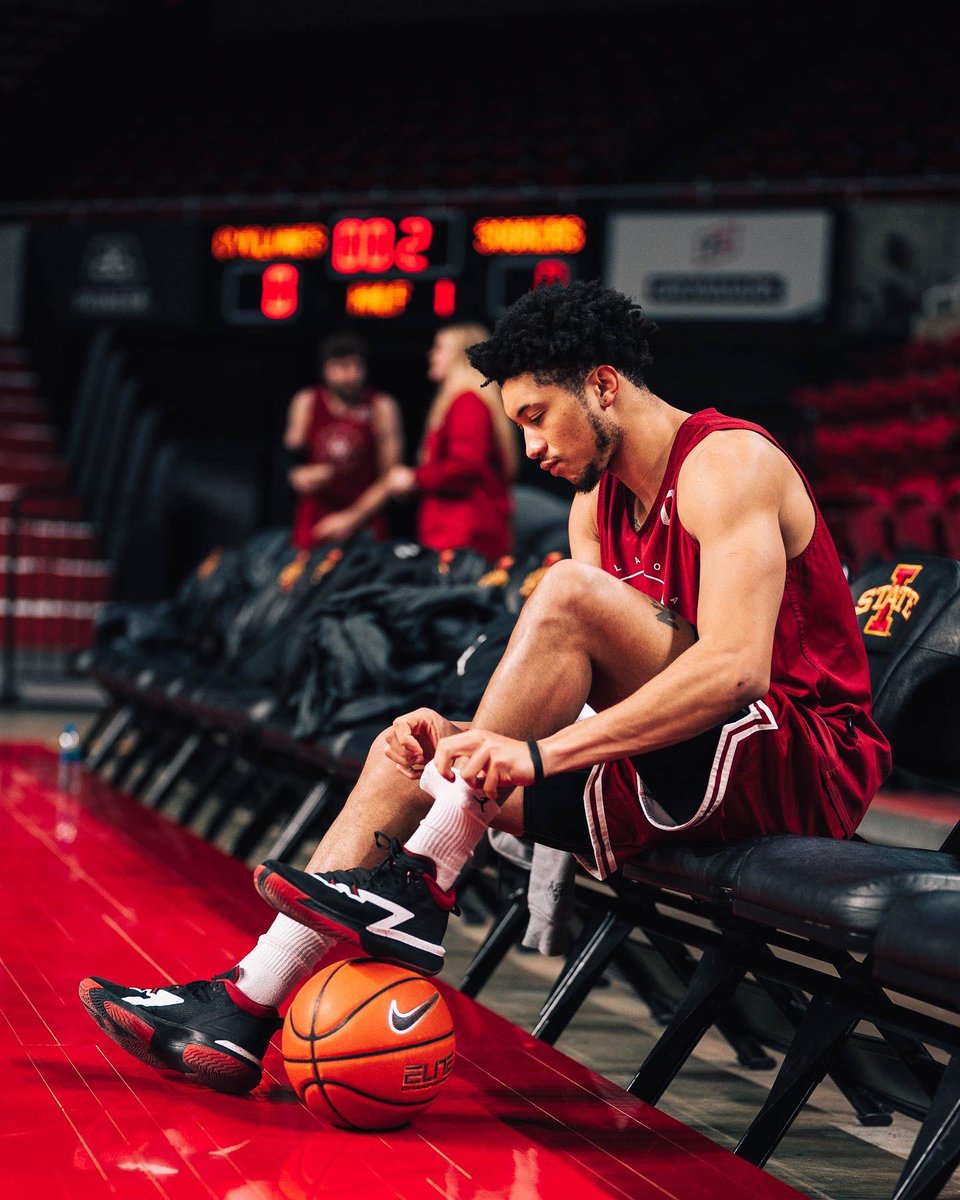 Devin Mitchell tweet media