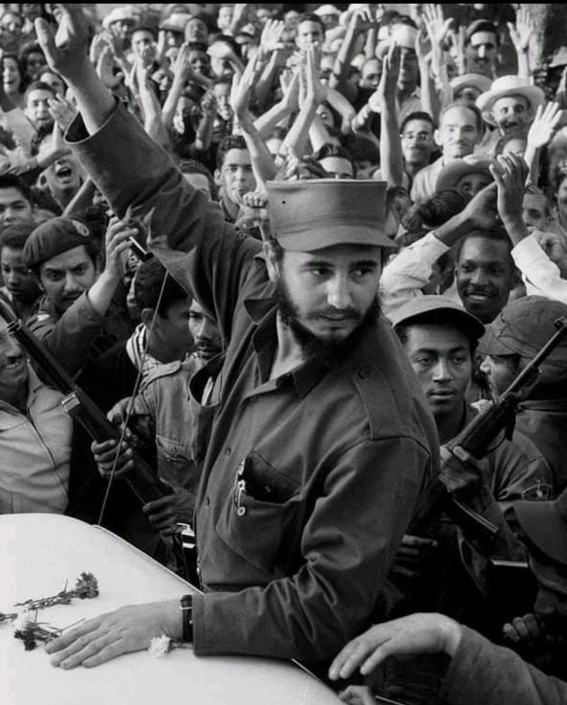 Фотография с танком кубинская революция. Суть революции на кубе. Суть революции на кубе. Революция на кубе 1959. Суть революции на кубе.