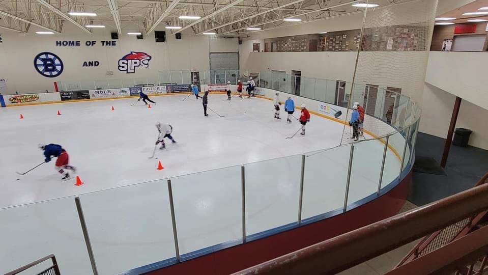 Thanks to our team manager for coordinating breakfast after 6am skate! We are ready!

 <a href="/D10GreenGiants/">MN D10 Green Giants</a> District play starts tomorrow <a href="/SLP_BoysPuck/">SLP Boys Hockey</a> <a href="/SLPHockey1/">Spring Lake Park Youth Hockey</a> 

 💙❤ 🏒🥅 🚨 🧇 🍳🍓 #pantherproud #bantamaa #hockeyfamily #earlybirdgetstheworm #6ampractice #playoffs22