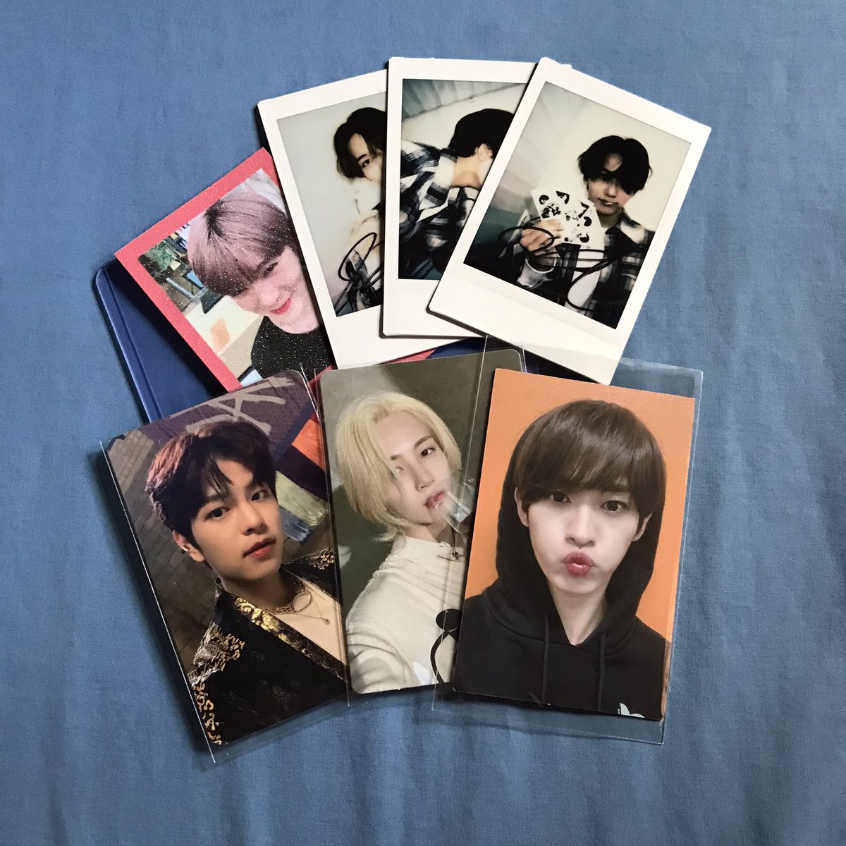 linocartz's tweet photo. GRABE YUNG KILIG TRIPLE K¡LL ?!??! thank u so much ate nice @mine_dokyeom for the pasabuy/GA/benta (di ko alam tawag) and sa super cute na freebies 🥺🥺 thank u rin po for packing them well and sa safeguard at albatross mapapaliguan ko na po si lee know 🥰
#nice_bringit https://t.co/jbsLyGIyAE