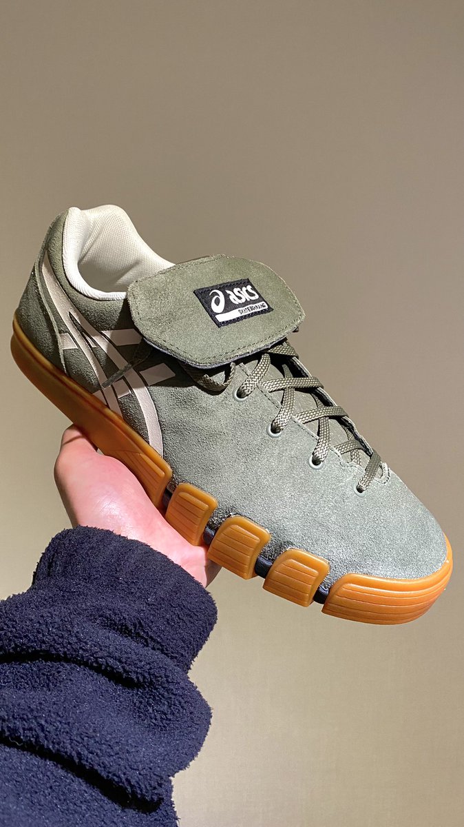 tsubaskate's tweet photo. GEL-FLEXKEE💚
New color🧡 https://t.co/894s7LzjGd