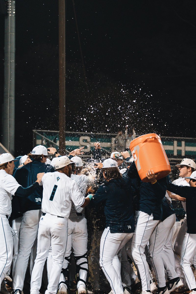 UNCWBaseball's tweet photo. Flicks from tonight’s walk-off win 📸 https://t.co/yaxjv4vIPB
