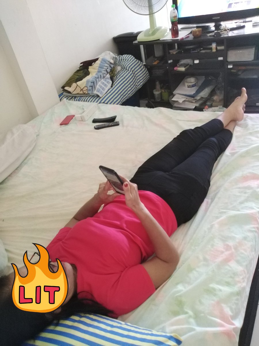 สาวแก่ขี้เหงา tweet media