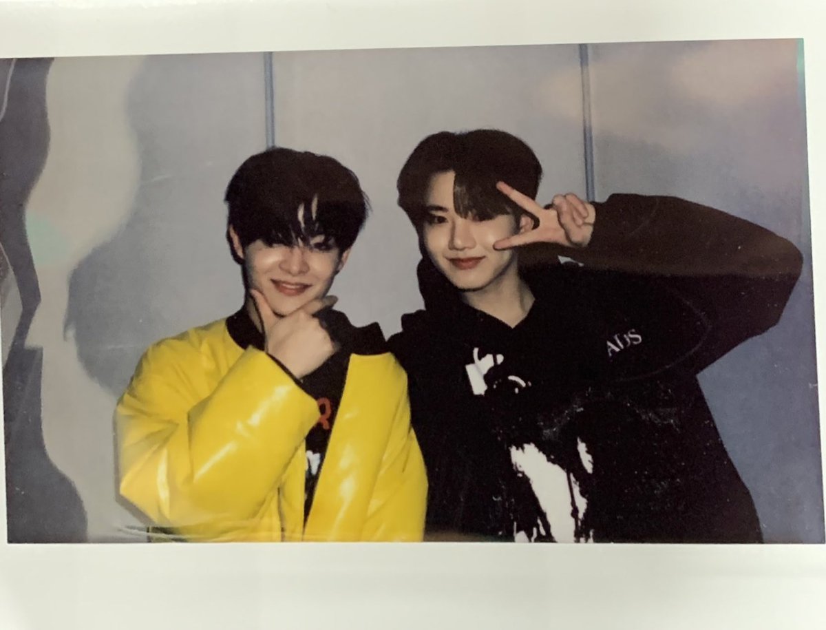 panuIatan's tweet photo. iwan q lng dito huhu jikyu pola 😭🤧 https://t.co/3Y4v32ziez