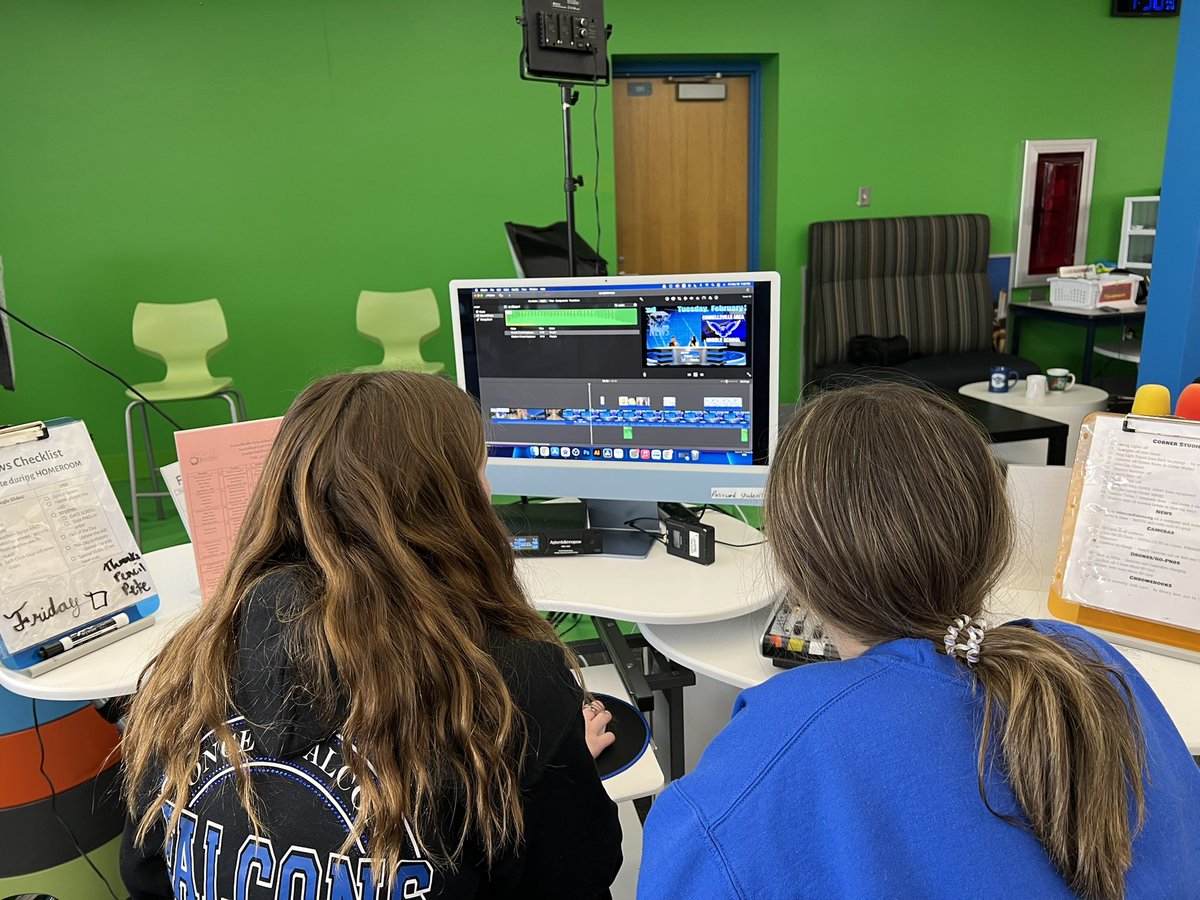 Gina Irwin tweet media