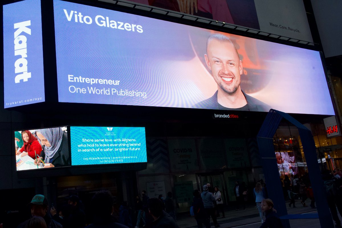 VitoGlazers's tweet photo. thank you to #trykarat Go to 42nd and Broadway and take a selfie with this billboard for a chance to win $100 https://t.co/wJkXUraAH2 https://t.co/QkCes8BOJB