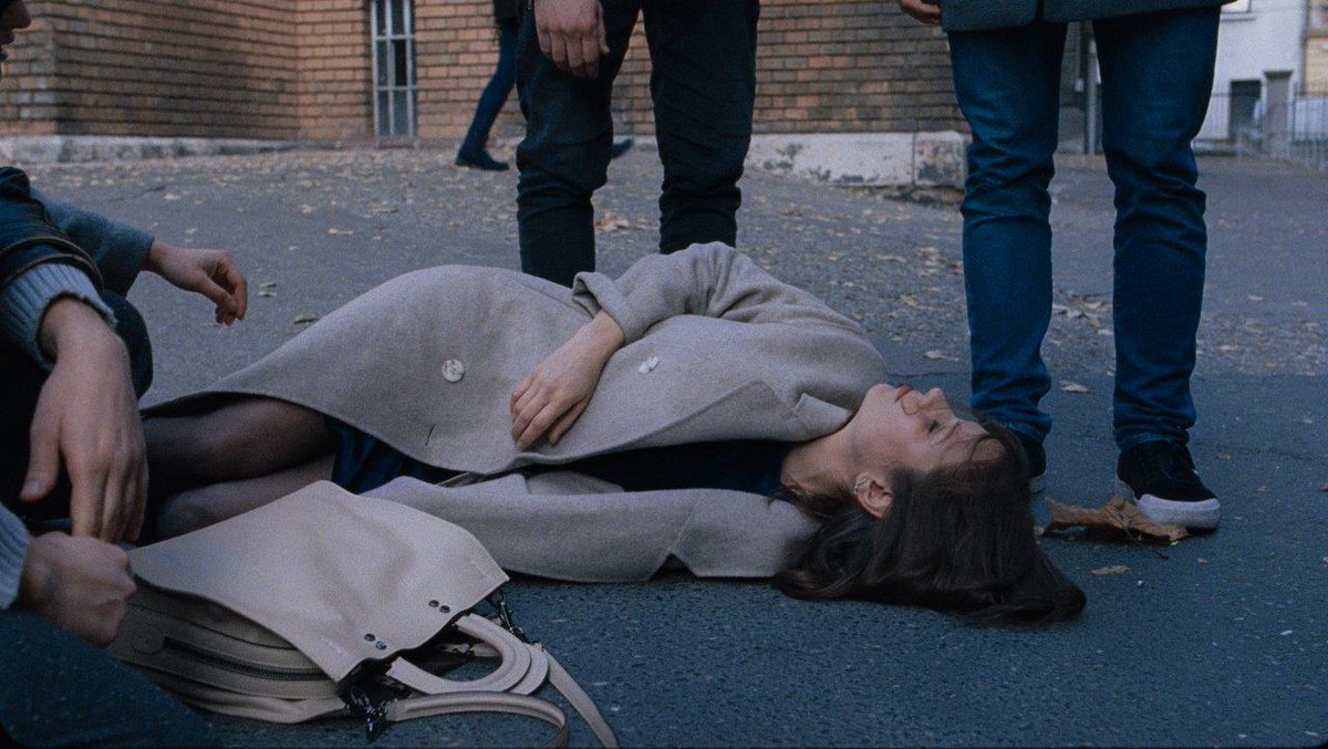 PivotPicsTweets's tweet image. Just fainted at the thought that the brilliant Preparations to be Together for an Unknown Period of Time is previewing tomorrow at 4.30pm at Sun Theatre Yarraville

suntheatre.com.au/wp-cinema/movi…