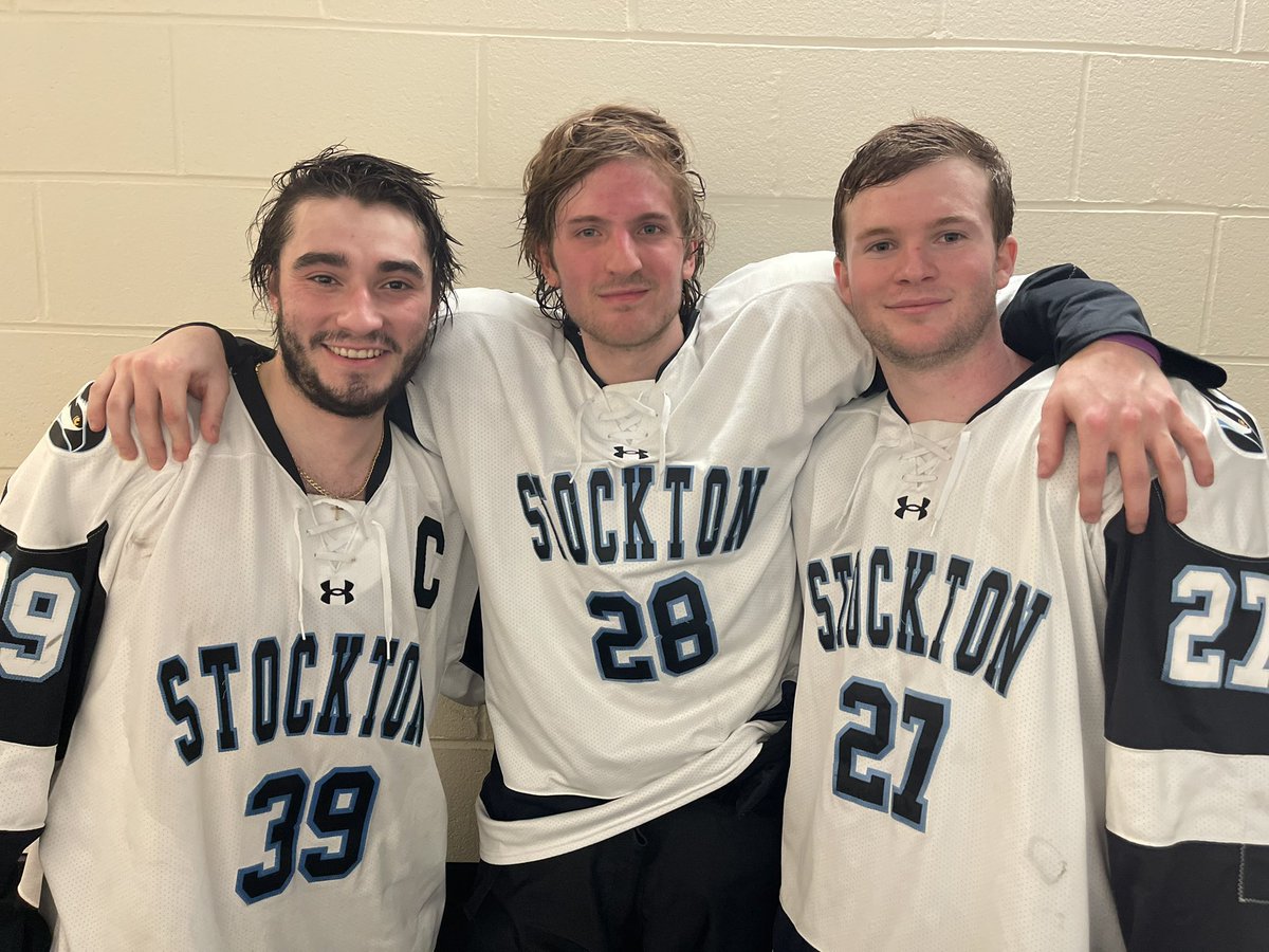 Flynn’s 2nd period go-ahead goal &amp; Corella’s 19 saves lift the Ospreys to a 2-1 win over Bryn Athyn in the CSCHC Colonial Cup Quarterfinal!  Harmel scored with :45 left in the 1st from Tuthill.  Ospreys advance to semi-final vs UPenn tmrw 2:15p.  #blueliners #rollspreys