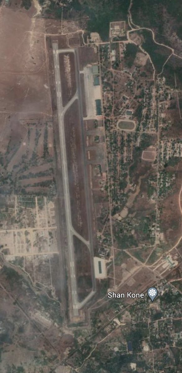 whim_watch's tweet photo. #Myanmar: Claims that a bomb attack has destroyed two Yak-130 advanced trainer aircraft at #Hmawbi Air Force base in #Yangon. The #Junta/#SAC has not commented on these claims. 
#WhatsHappeningInMyanmar 
#2022Feb19Coup https://t.co/UykYvSogf1