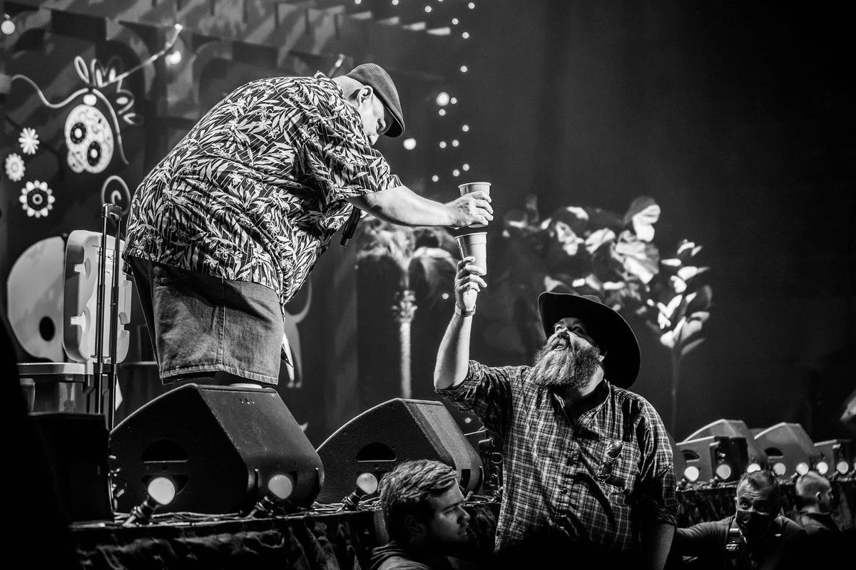 fluffyguy's tweet photo. Knoxville, Tennessee was on fire tonight!!! Thank you to everyone who came out to party 🤠
📸 @troyconrads https://t.co/eSexvDW9iv