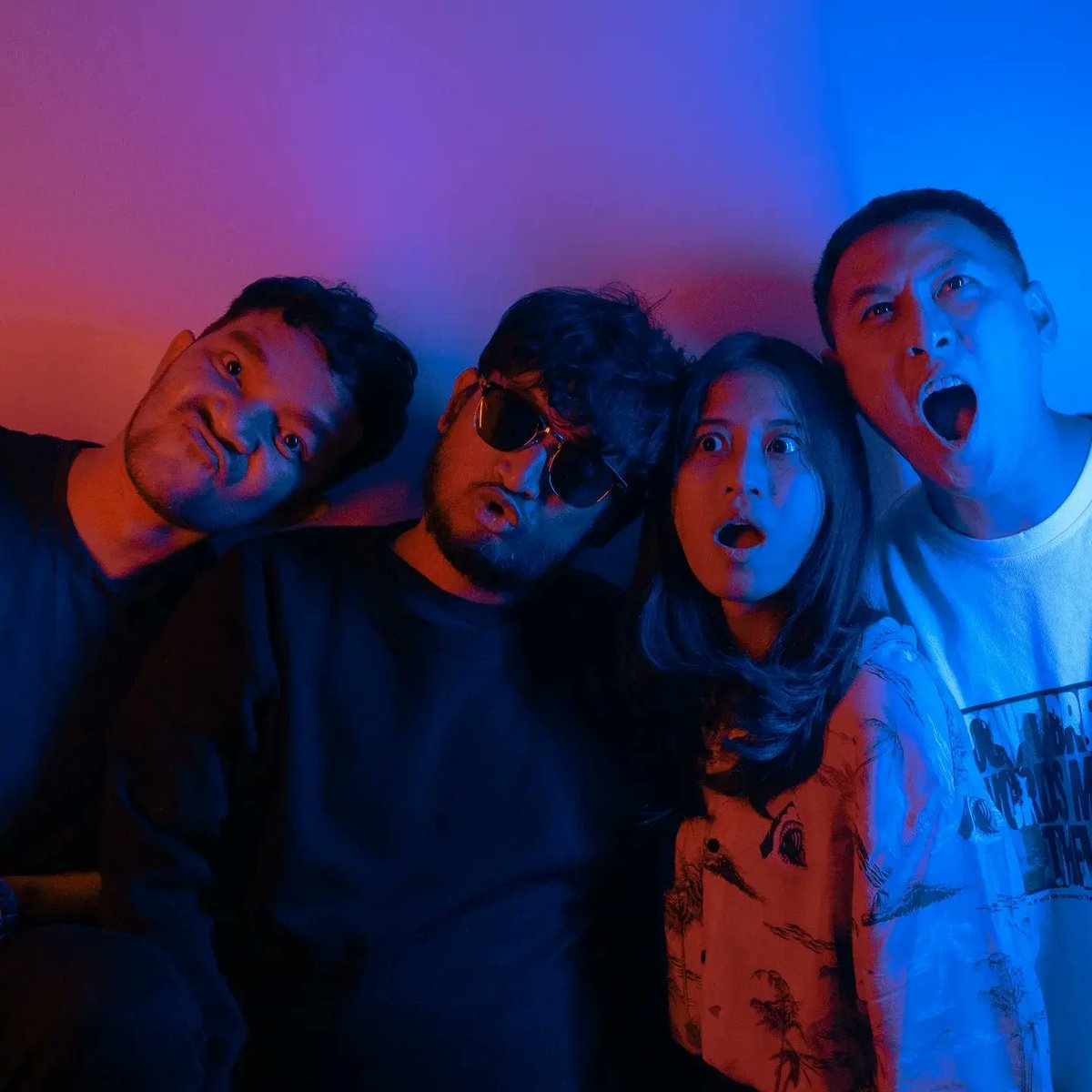 And hallo Twitter!! 
We're coming back