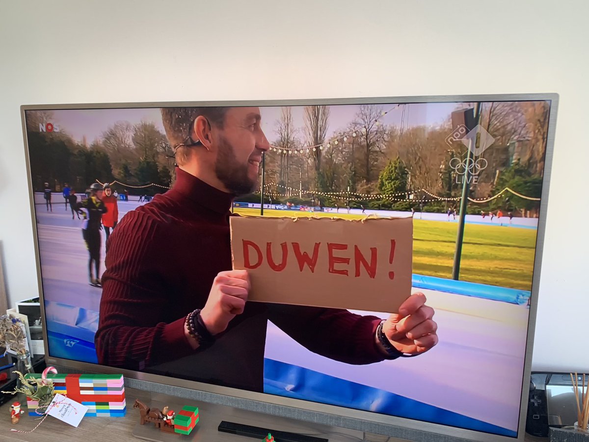 yvant's tweet photo. Hilarische afsluiter van twee weken sportief genieten #teamnl #nos https://t.co/xJakFMEbt2
