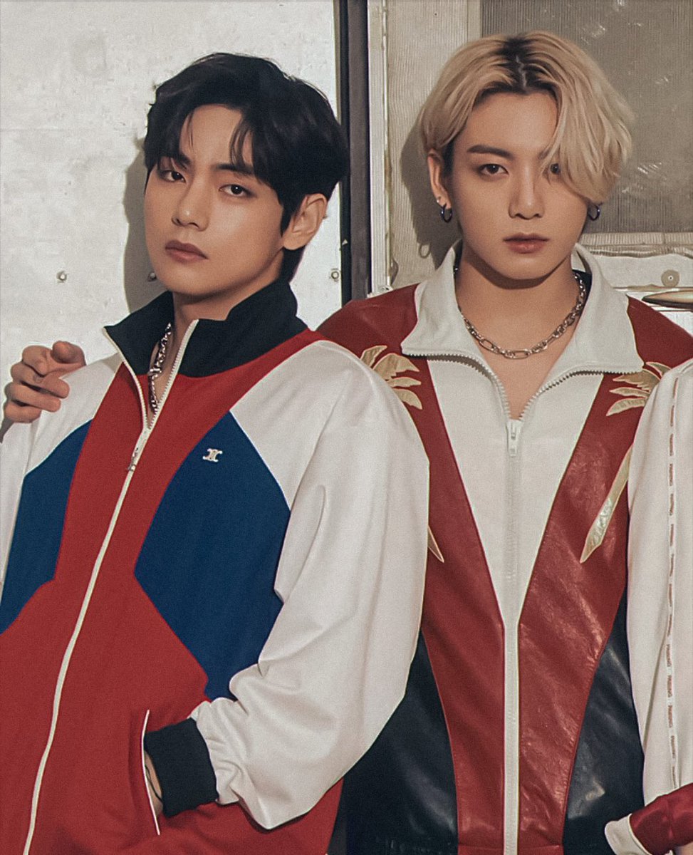 kookvtwins's tweet photo. �� them https://t.co/nKUCXzmD2H