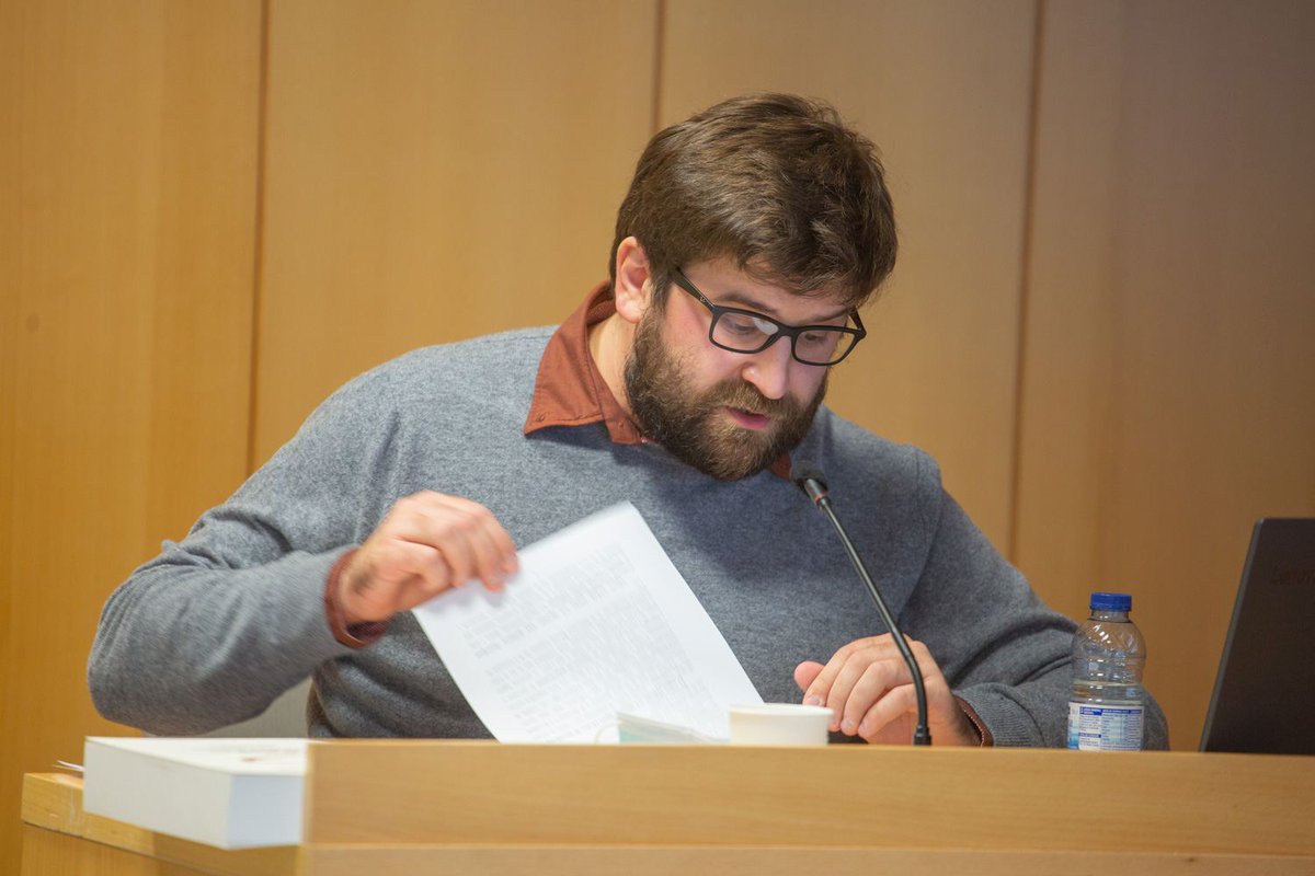 uvic_ucc's tweet photo. 🗣️ Aquesta setmana té la paraula...
Jaume Coll: “Volia donar una visió de les diferents facetes de Segimon Serrallonga, com a perspectives d’un mateix nucli moral”
@Eumo_Editorial #GETLIHC #TEXLICO
👉 https://t.co/xiYaBby8HT https://t.co/lvPu9AFGjM