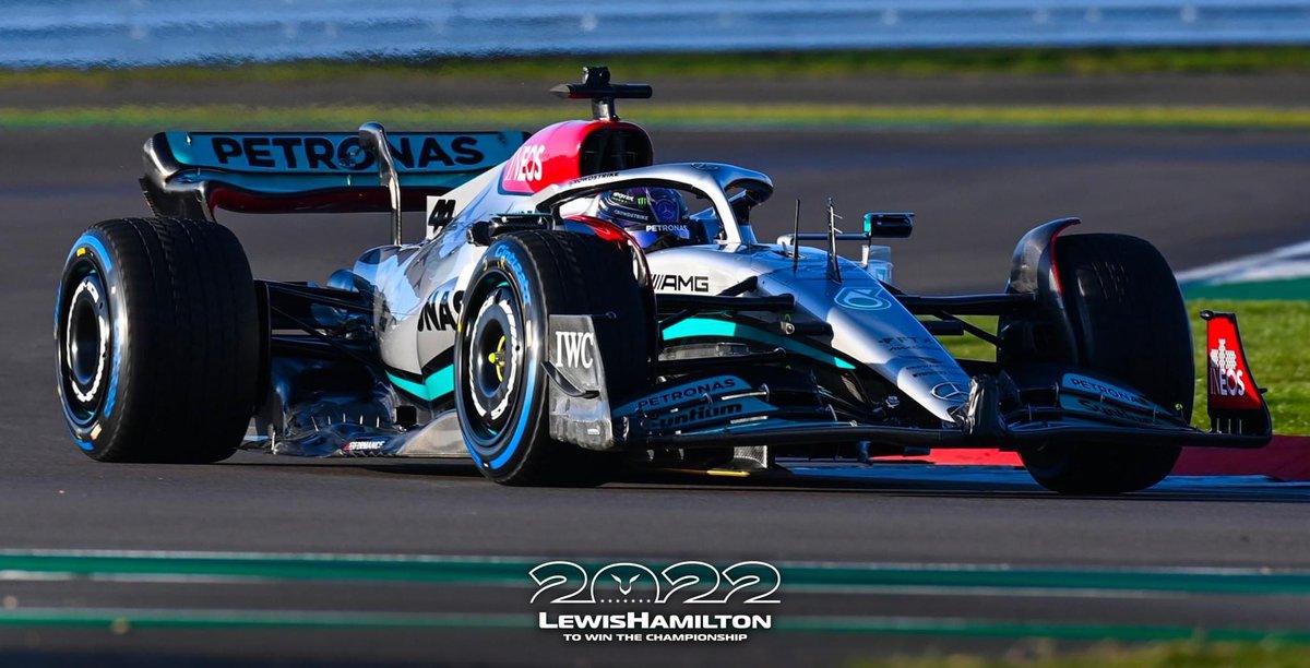 Julesk23's tweet photo. #MercedesAMGF1 #LewisHamilton #Lewistowin #LewisIsBack https://t.co/GNrwryHENf